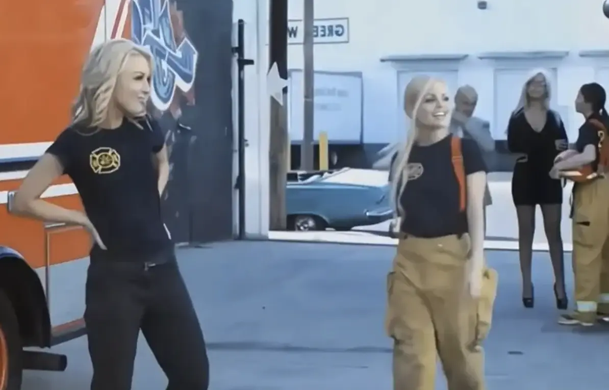 法国灾难电影《灭火宝贝2》无广告4K免费在线-满天星法版《灭火宝贝2》夸克网盘资源下载播放