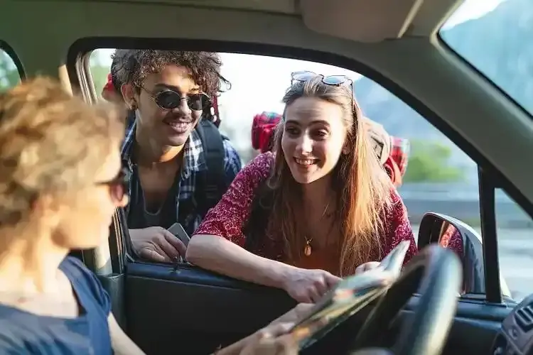 《夏日搭车客》1080P高清免费在线观看-全季无广告完整版《夏日搭车客》在线观看-法国电影《夏日搭车客》高清全集资源免费下载