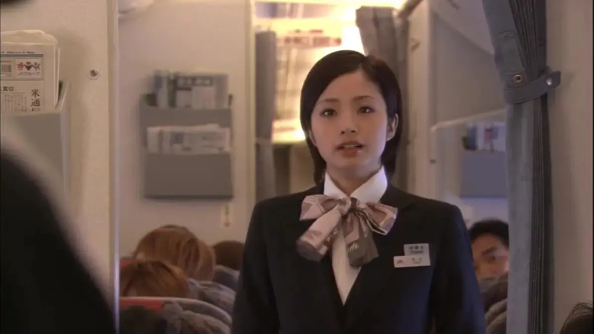 日本经典电影《空姐丑闻》免费在线观看 - 电影《空姐丑闻》高清完整版，无删减持续有效在线看