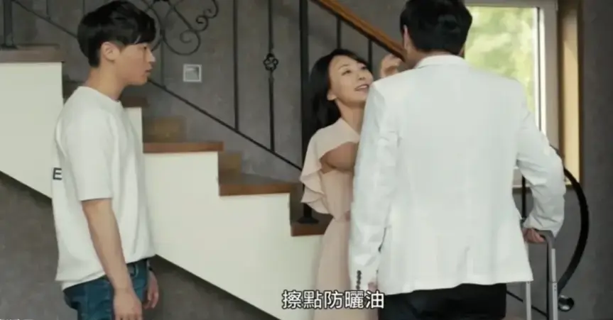 韩国爱情佳作《继母》4K无删减国语配音喜剧片-《继母》高清1080P在线观看平台-免费看完整版