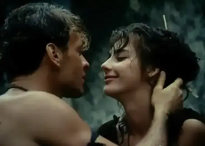 《激情丛林》4K超清未删减版在线看-意大利电影高清完整版免费播放-全集无广告HD画质体验