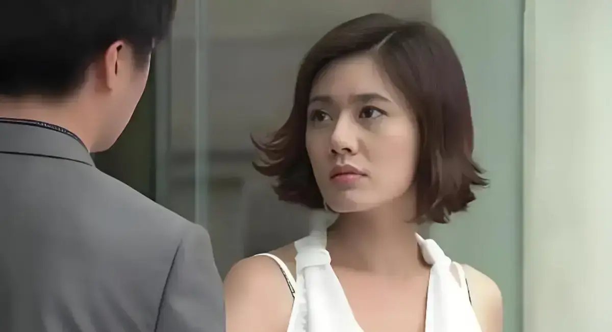 无删减《年轻的母亲》完整版在线观看 - 韩国伦理电影 - 星辰影院 - 年轻的母亲，儿子爱上继母家庭伦理片全网沉默