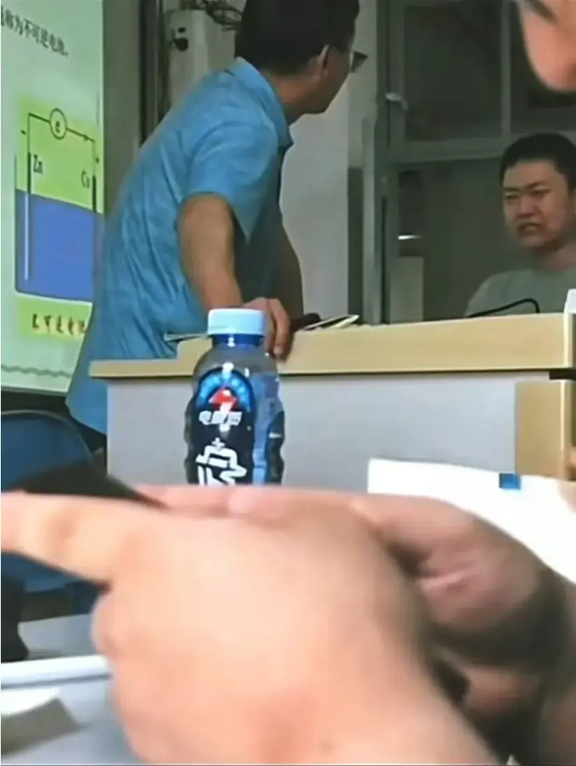 《上海二工大杀杀杀哥》原视频来龙去脉