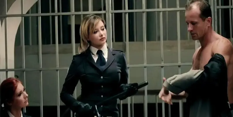 《高压监狱》1080P高清无广告在线观看-高压监狱法国悬疑电影完整版未删减-免费观看