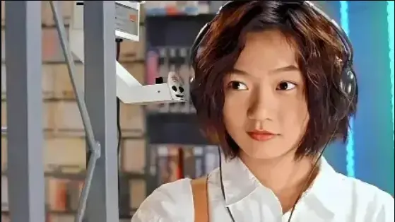 《青春》1080P高清完整版在线看-韩国伦理电影巅峰之作——一场关于成长阵痛与救赎的深度剖析，看完让人沉默的成人礼-星辰影院