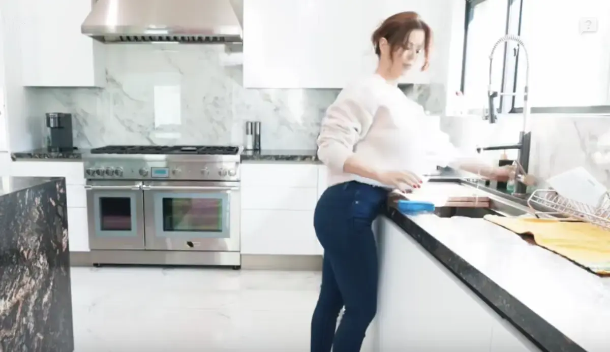 《Alexis Fawx》全系列资源在哪看 - 《Alexis Fawx》未删减高清视频免费在线看无广告