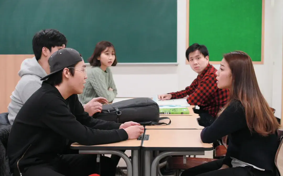 韩国伦理电影《成人学院》未删减HD中字高清免费在线观看_2026电影《成人学院》夸克迅雷百度网盘资源下载通道-星辰影院