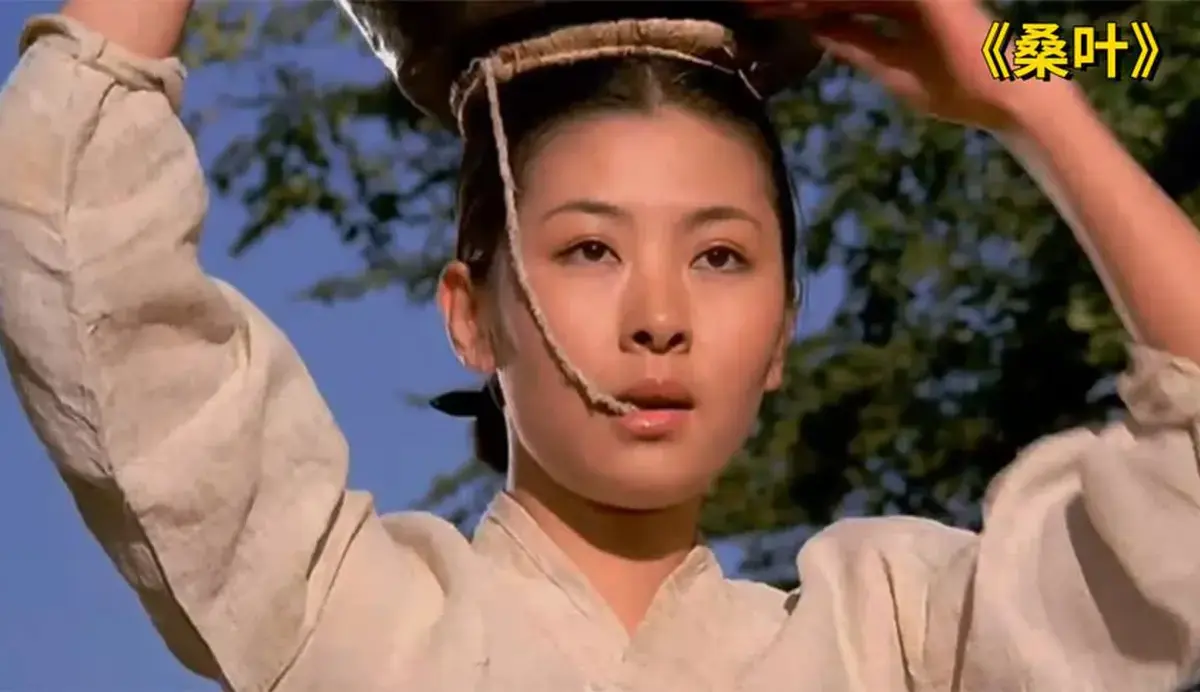 韩国爱情电影《桑叶》未删减高清免费在线看 - 电影《桑叶》《桑叶》全集网盘无广告观看 - 芒果影院《桑叶》完整版无删减免费在线看无卡顿