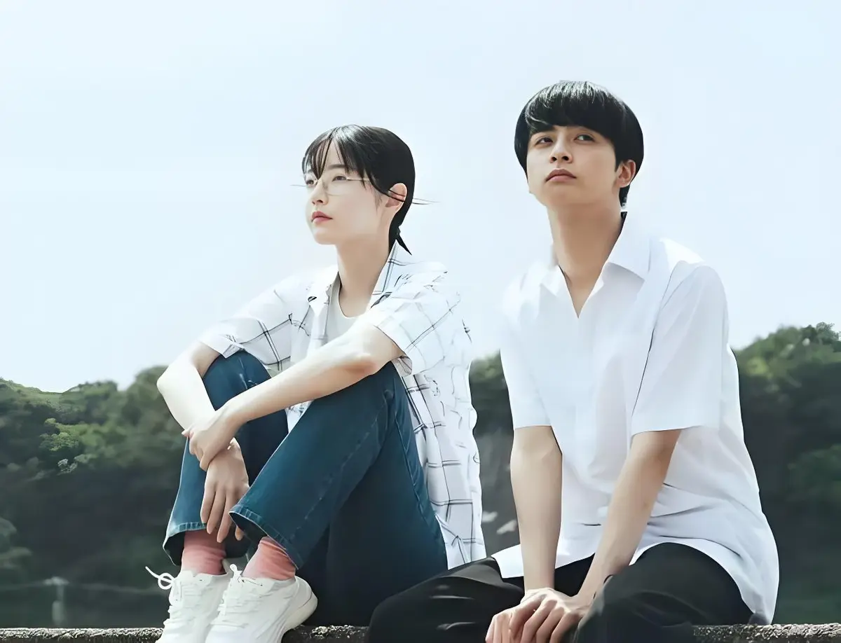 免费看纯爱虐心电影《夏日暗涌》-无广告流畅播放_《夏日暗涌》在海风与暧昧中感受极致拉扯！